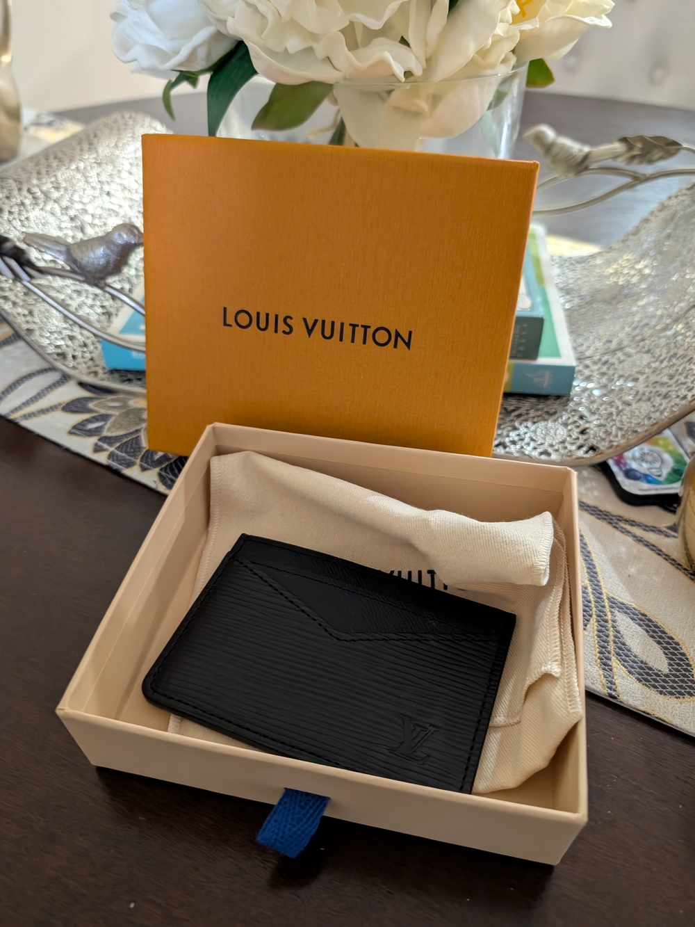 Louis Vuitton Black Epi Leather Card Holder Microchipped 2026 - Picture 3 of 11